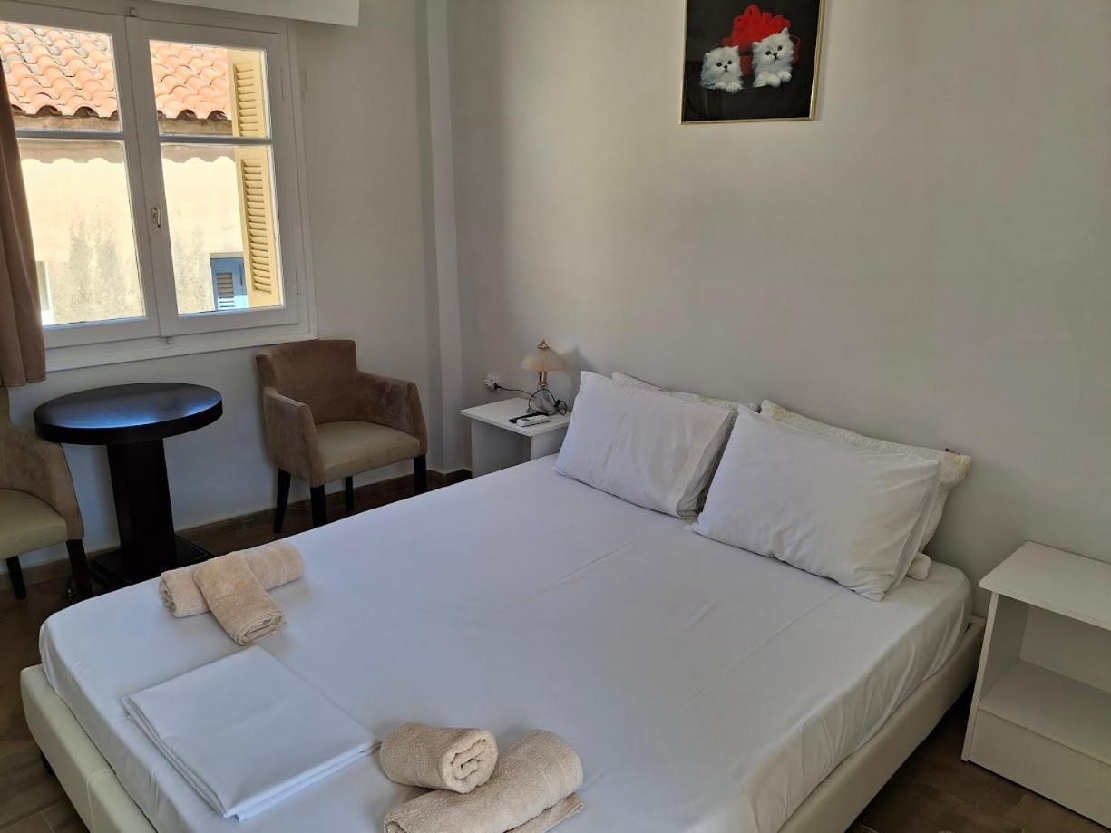 Nafpaktos Apartment And Studios In Port Quarto foto